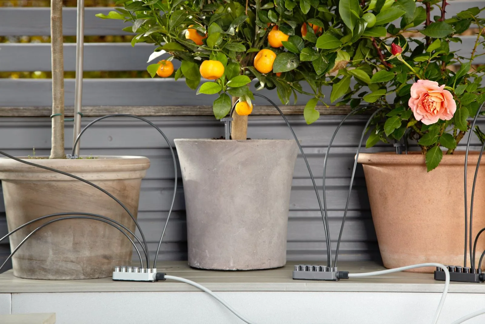 Bộ tưới tự động trong kỳ nghỉ Gardena 01265-20