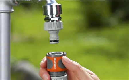 Cút nối vòi ren Gardena 1