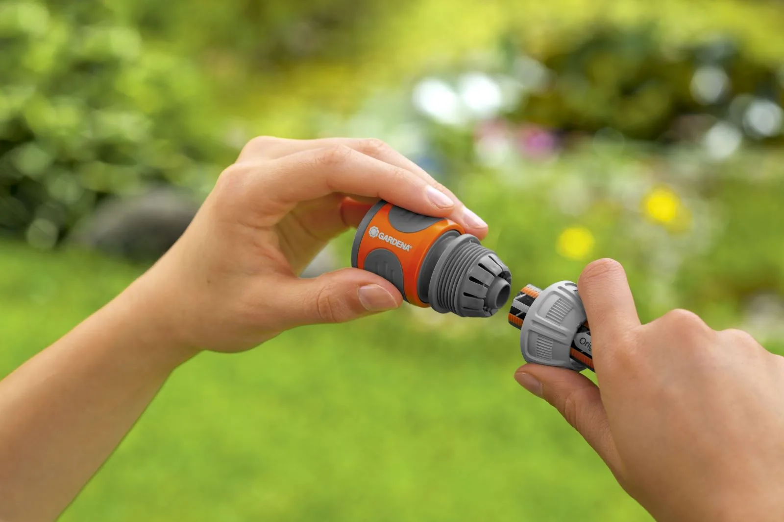 Cút nối thường Gardena 1/2'' (13mm) 18215-50