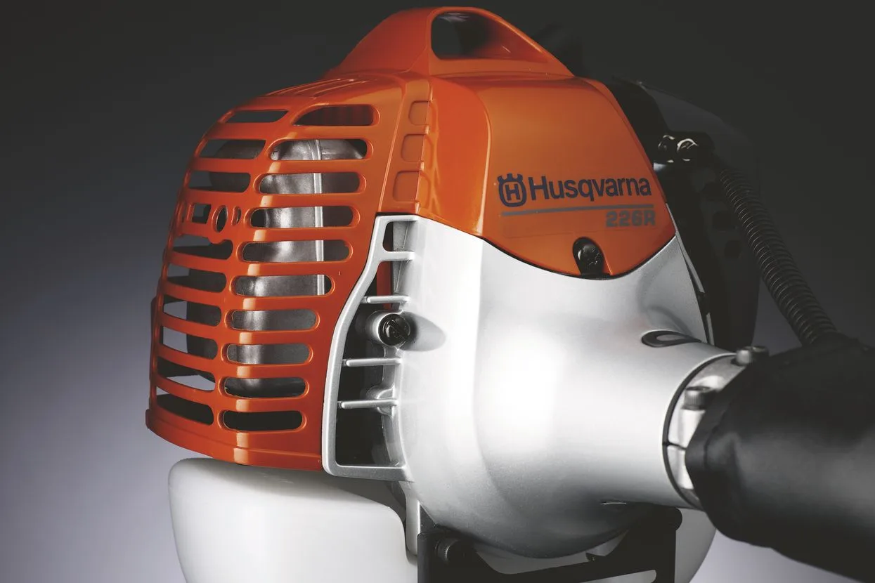 Máy cắt cỏ đeo vai Husqvarna 226R - Ảnh 4