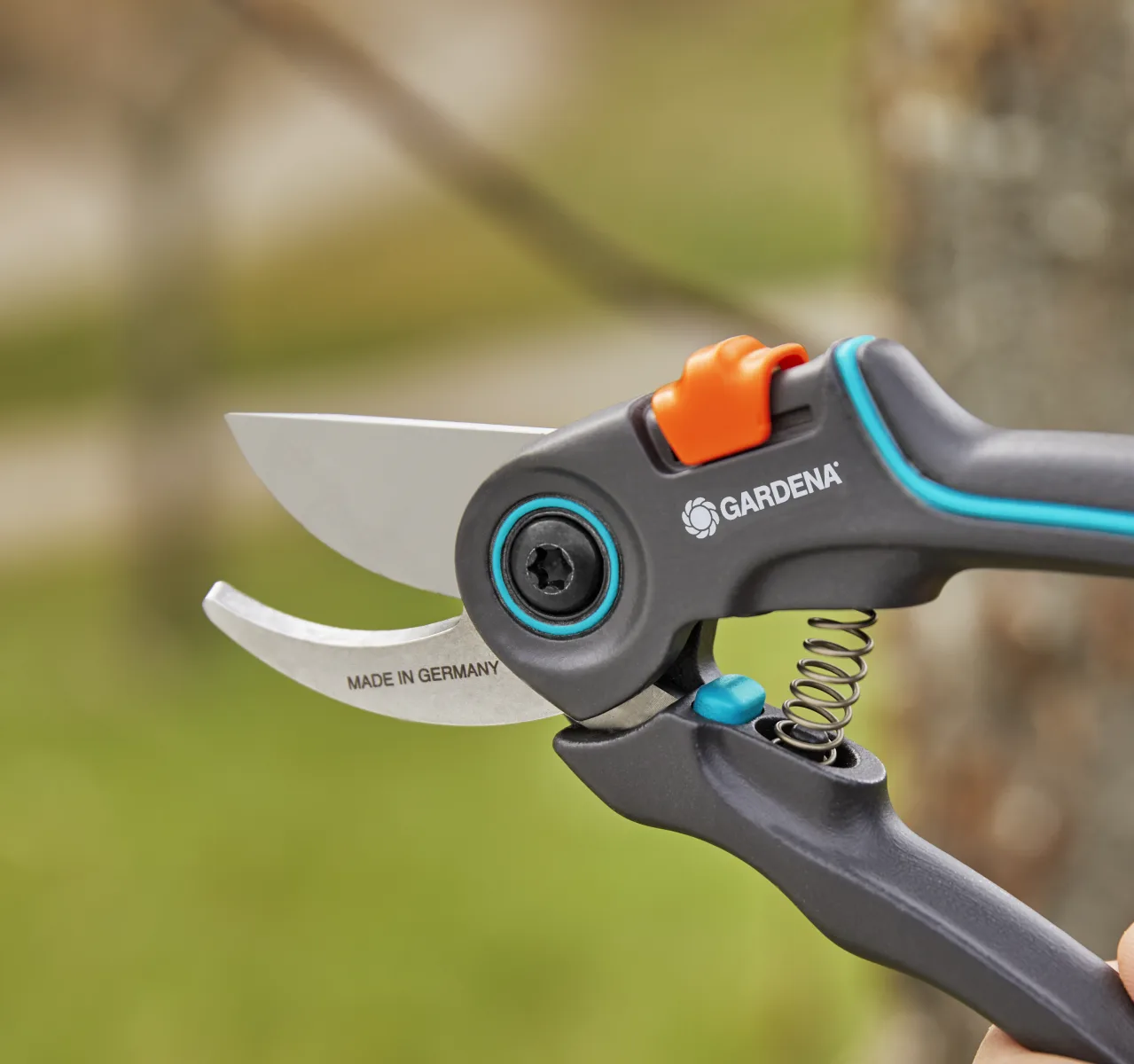 Kéo cắt cành Expertcut Gardena 12203-20 - Ảnh 4