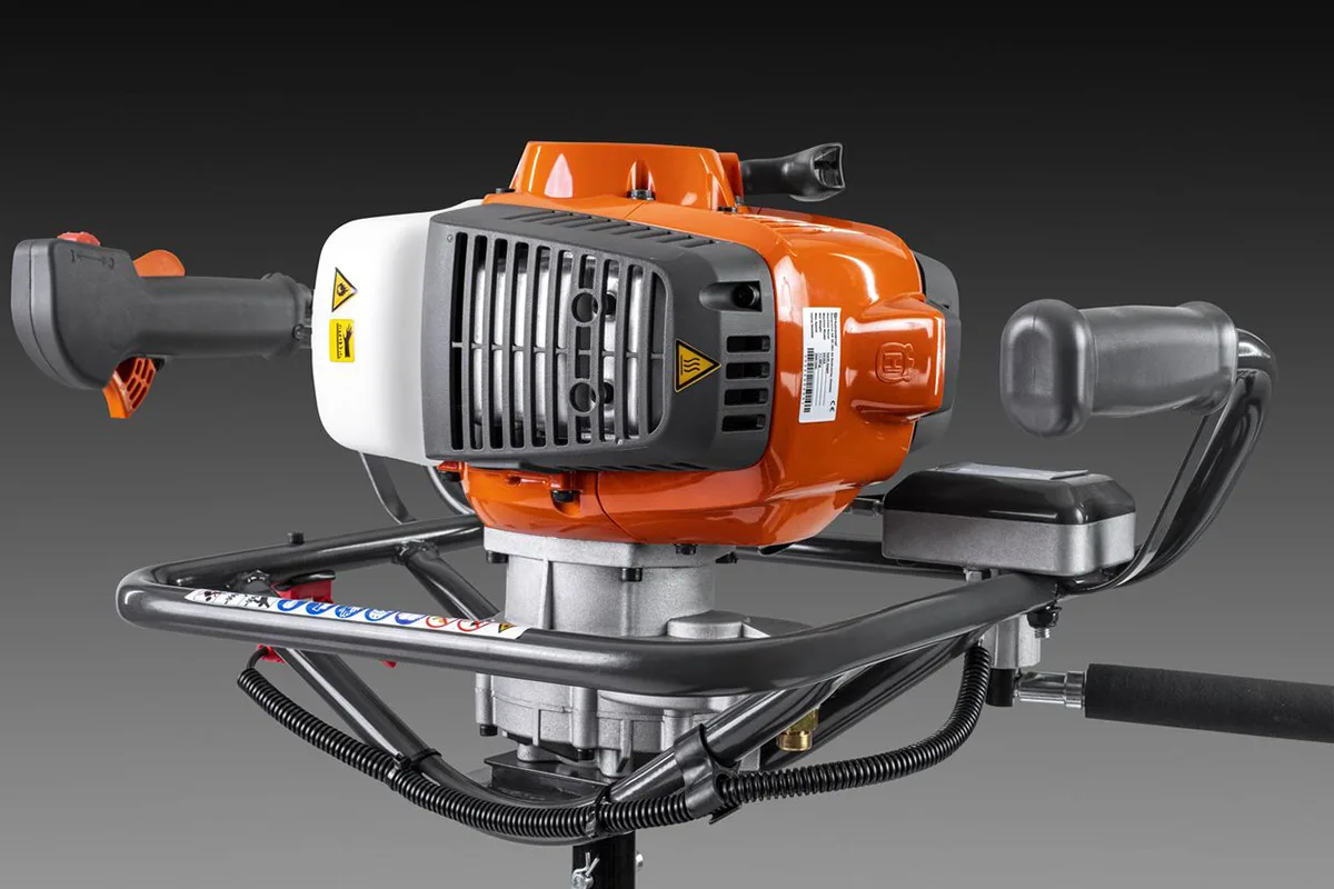 Máy khoan đất Husqvarna 541EA