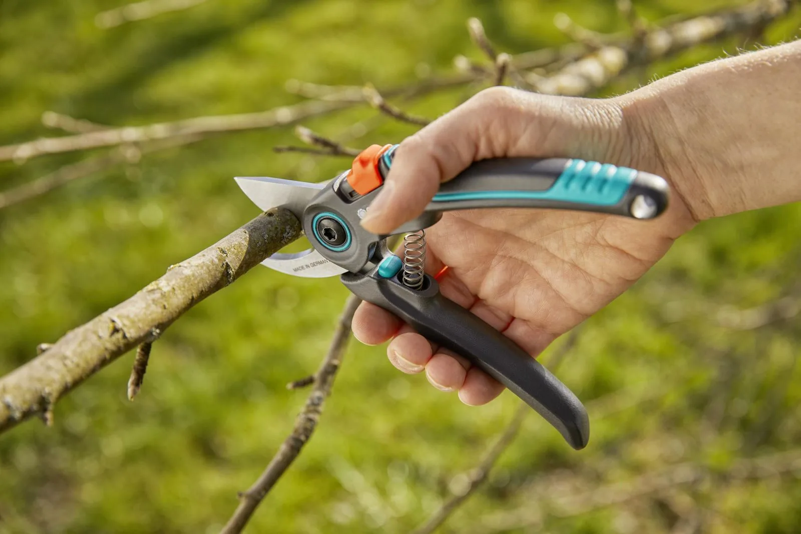Kéo cắt cành Expertcut Gardena 12203-20